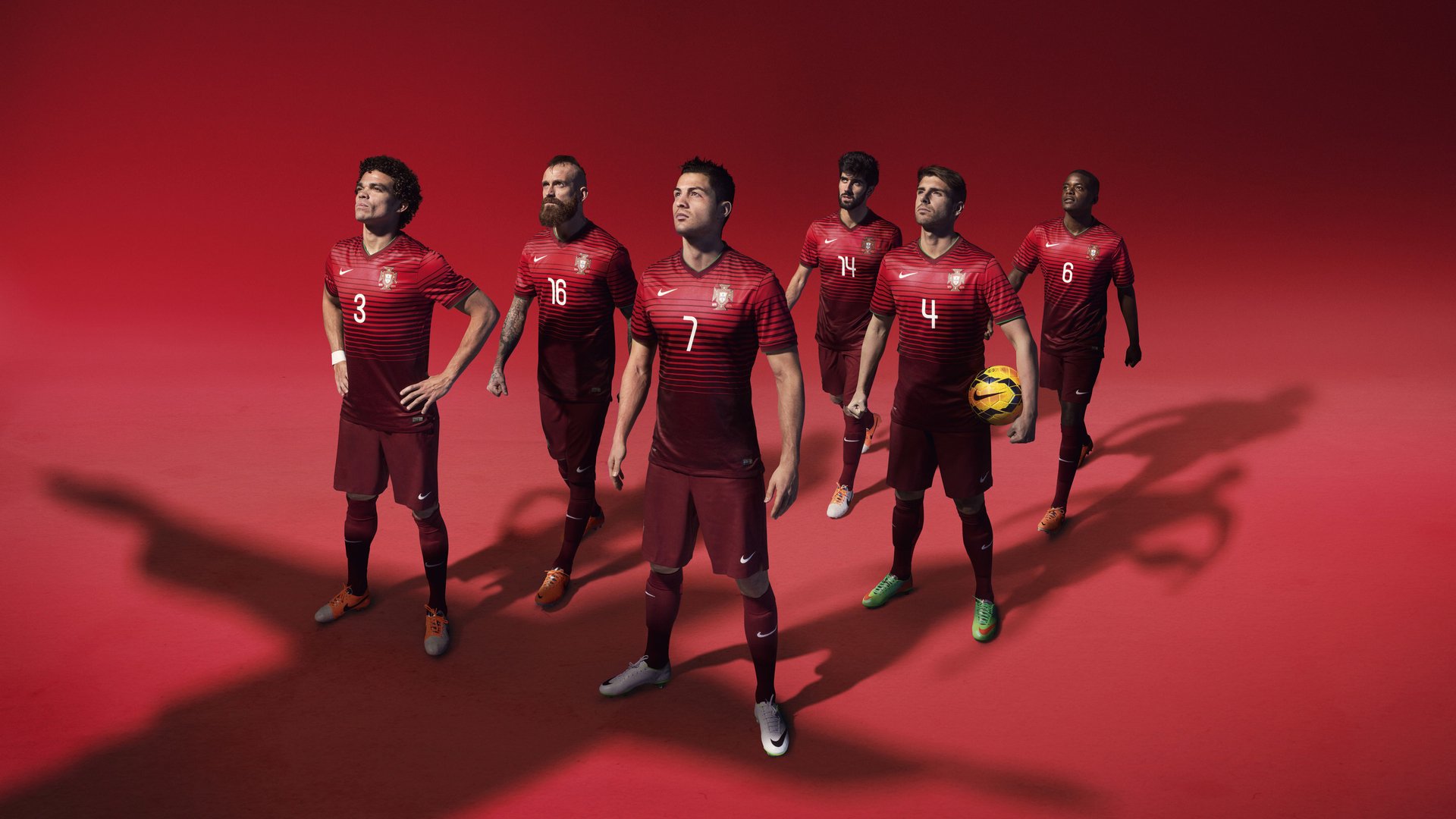 欧洲杯战术变革：创新布局引领新潮！，欧洲杯技术