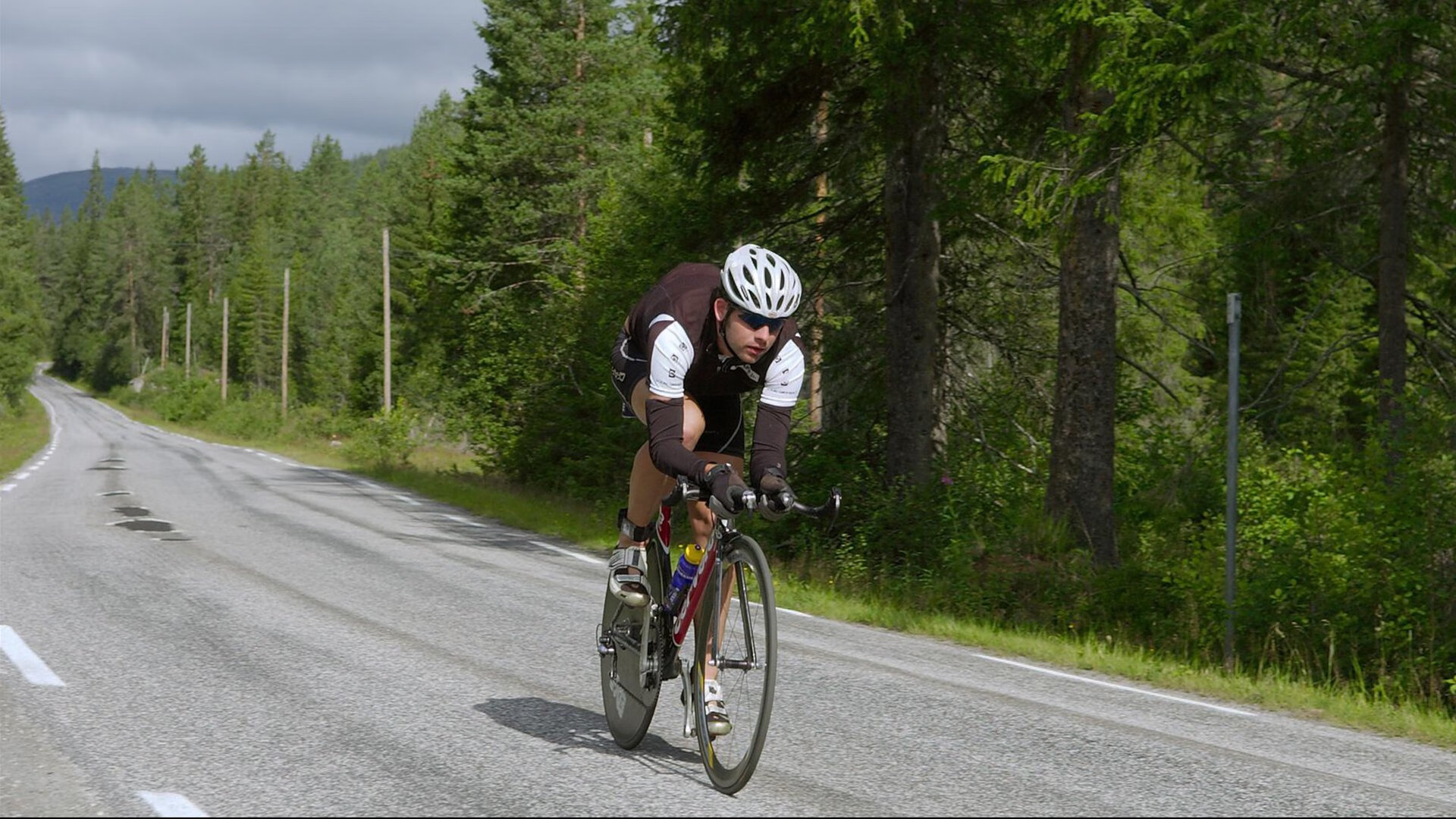 瑞·弗兰：他用稳定的防守和快速的进攻帮助全黑队取得领先，瑞弗兰效果怎么样